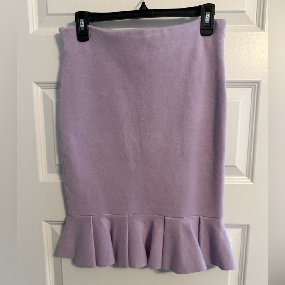 Express Lavender and White Knit skirt